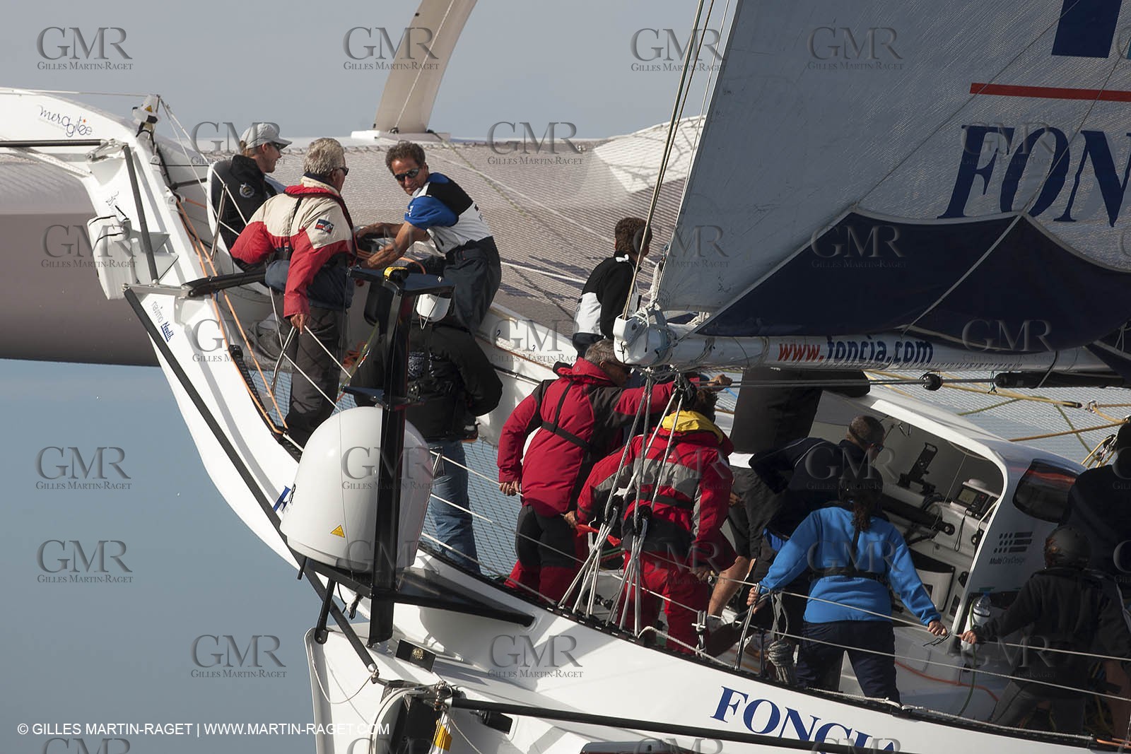 27 09 2012 - Marseille (FRA,13) - Alpari World Match Race Tour - Match Race France 2012 - Day 3 - Quarter finals - Matc Racing specialists sail on Foncia