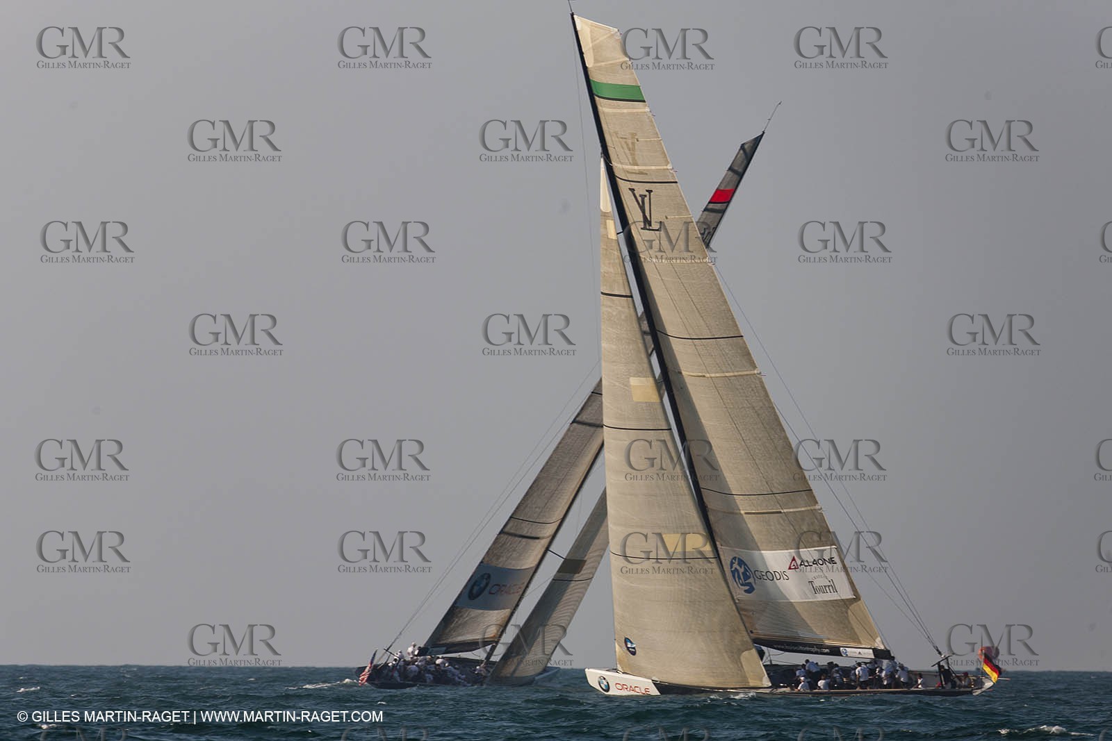26 11 2010 - Dubai (UAE) - Dubai Louis Vuitton Trophy -1 2 final - BMW ORACLE Racing Vs All4One