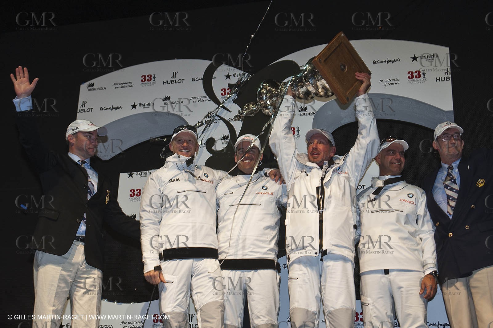 14 02 2010 - Valencia (ESP) - 33rd America's Cup - BMW ORACLE Racing - Race 2 - James Spithill - Russell Coutts - Larry Ellison - John Kostecki