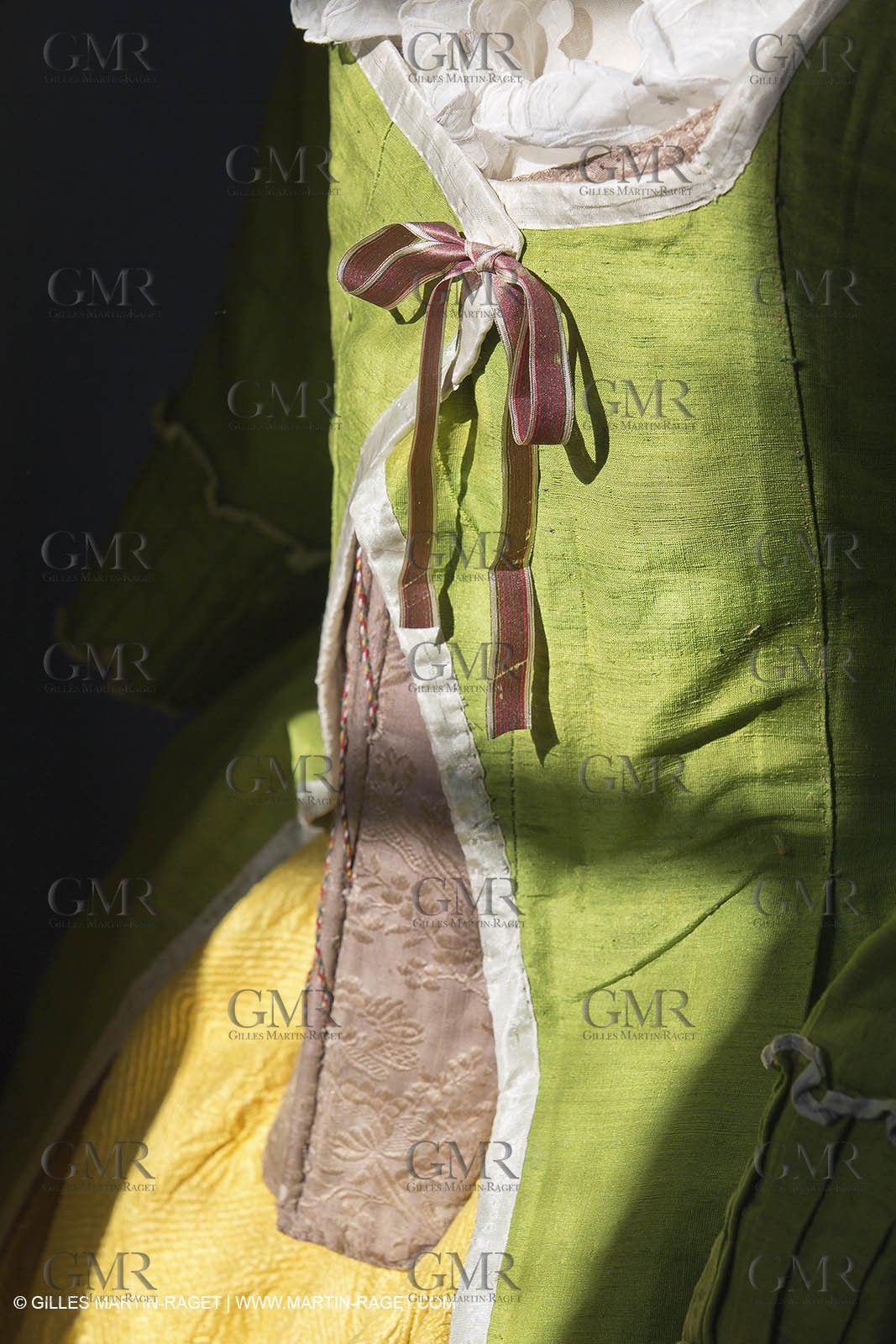 06 07 2012, Toulon (FRA,83), Villa Rozemaine, exhibition 'Fashion Dresses