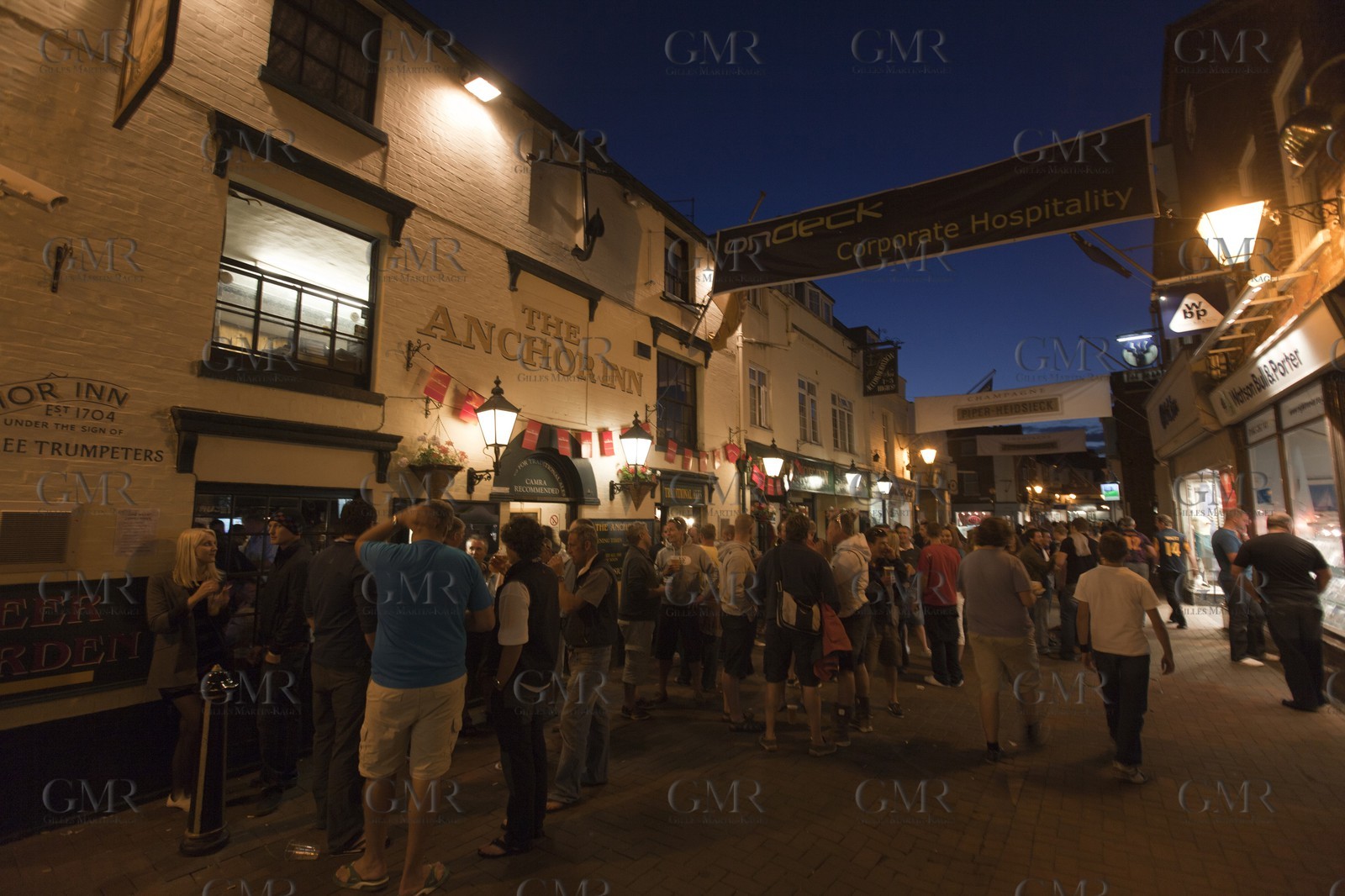 04 08 2010 - Cowes (UK, IOW) - The 1851 Cup -  BMW ORACLE Racing - Day 2.
