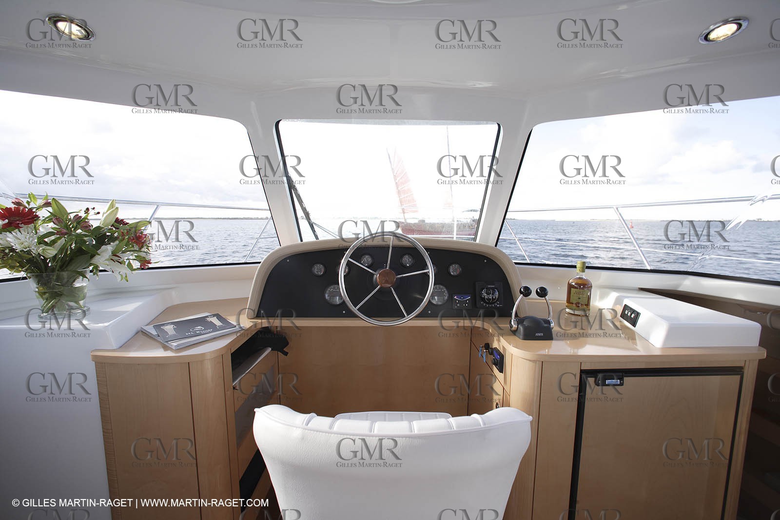 23 07 07 - La Rochelle - Chantier Fountaine Pajot - Highland