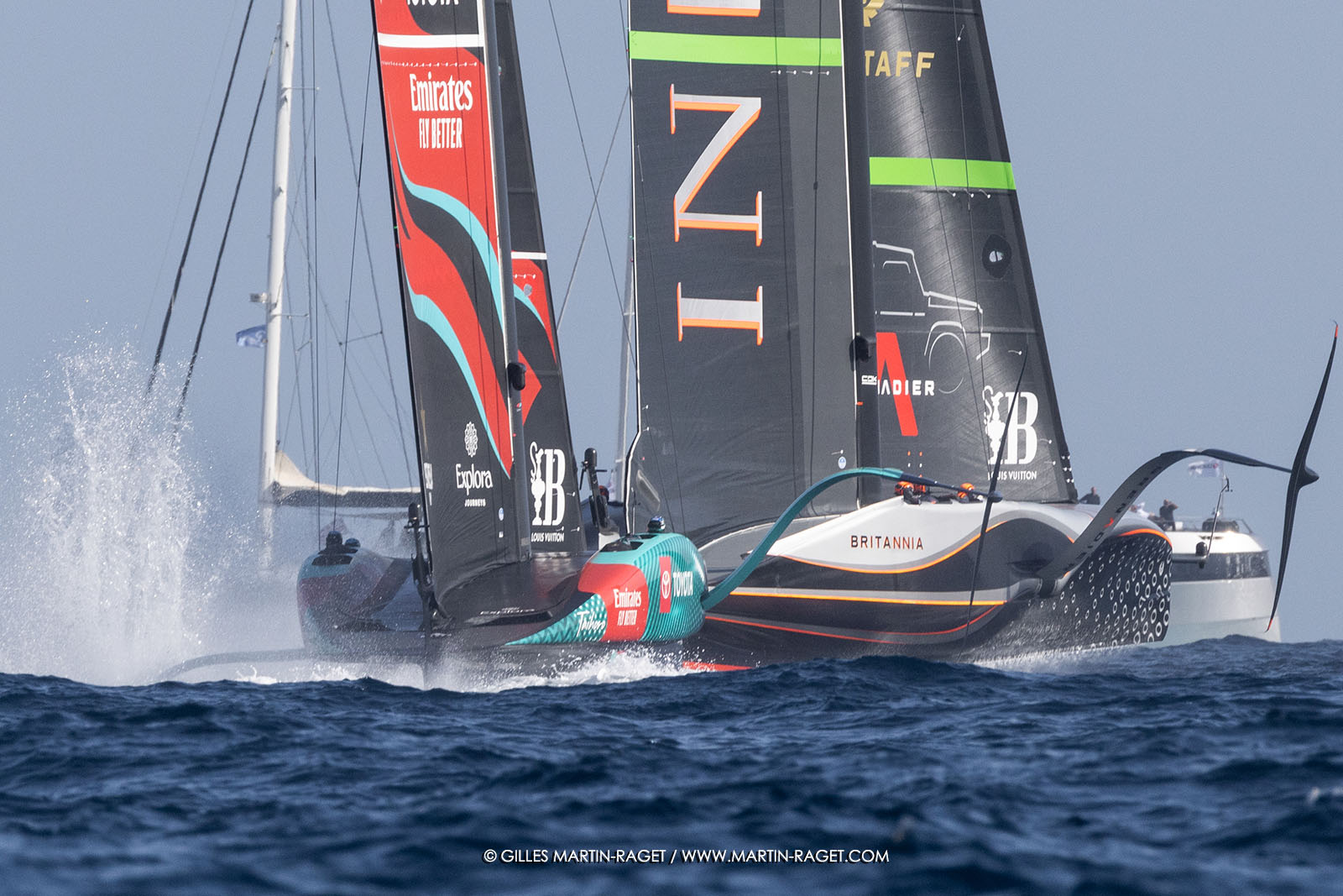 16 10 2024, Barcelona (ESP), Louis Vuitton 37th America's Cup, Final Match, Race Day 4, Race 6, INEOS reussit à s'achapper du contrôle établi par ETNZ peu avant le départ