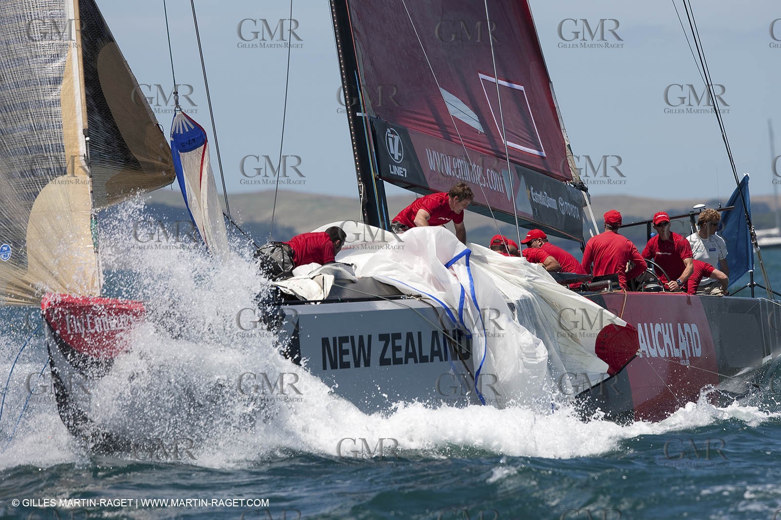 26 01 2009 - Auckland (NZL) - Louis Vuitton Pacific Series - BMW ORACLE Racing - Training