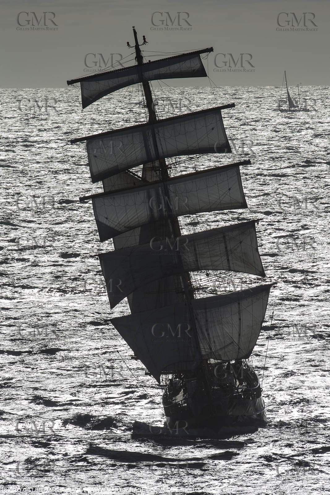 30 09 2013 - Toulon (FRA,83) - Toulon Voiles de Légende - Start towards La Spezia
