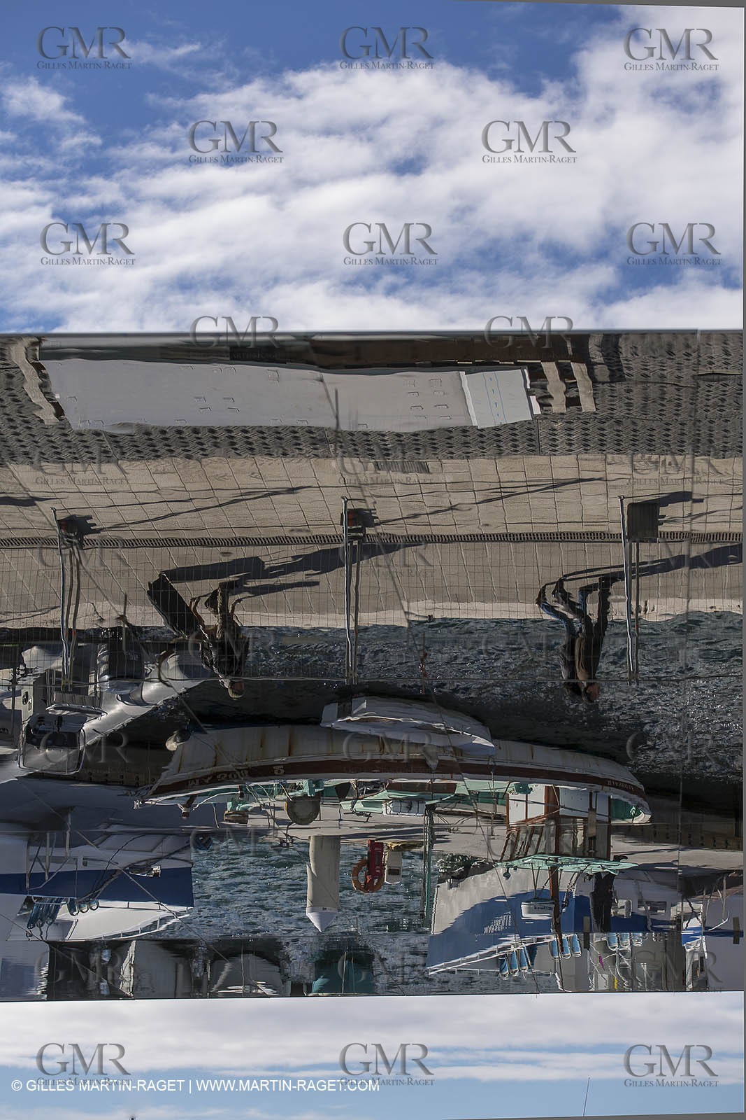 04 02 2013 - Marseille (FRA,13) - Vieux Port (historical port) refit - Works on the shadow maker