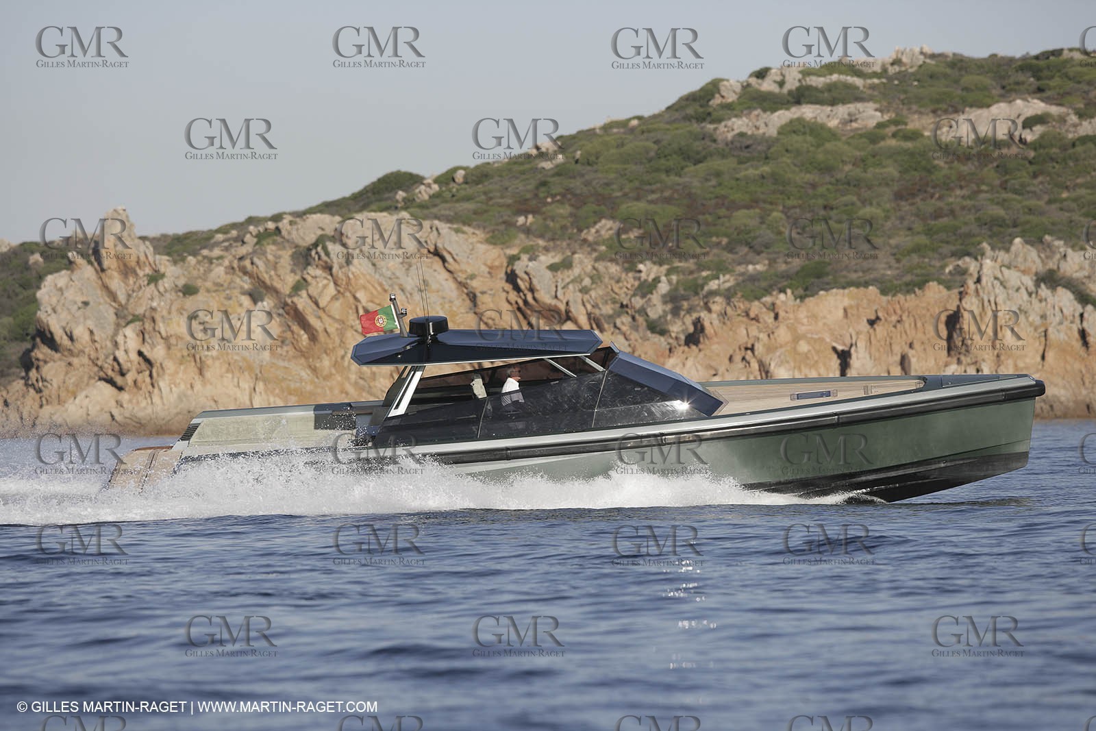 16 07 2007 - Portisco (Italie, Sardaigne) - Wally Power 47, 2007 version