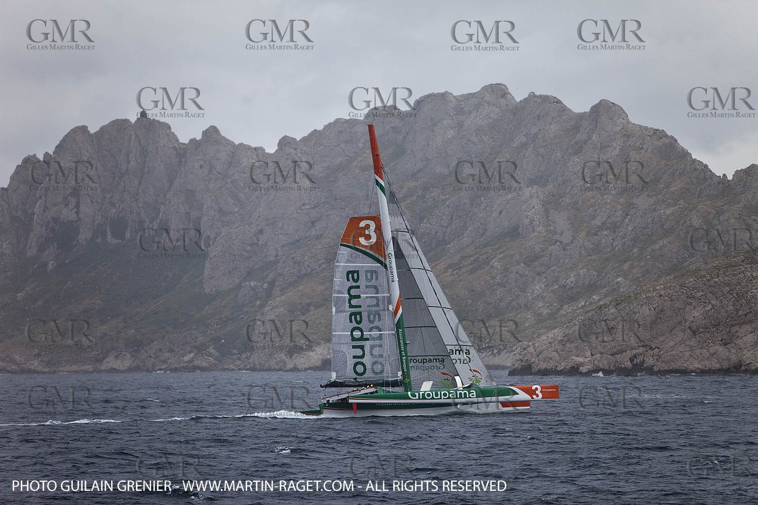 14 05 09 - Marseille - Record de la Méditerranée - Groupama 3 - Franck Cammas - G class - Départ de Marseille pour Carthage