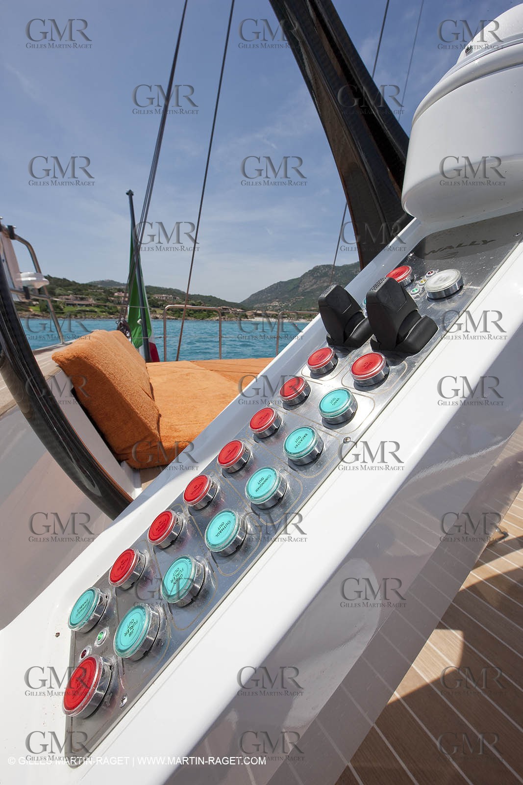 17 06 09 Porto Cervo (ITA, Sardinia) - Wally yachts - Indio 101