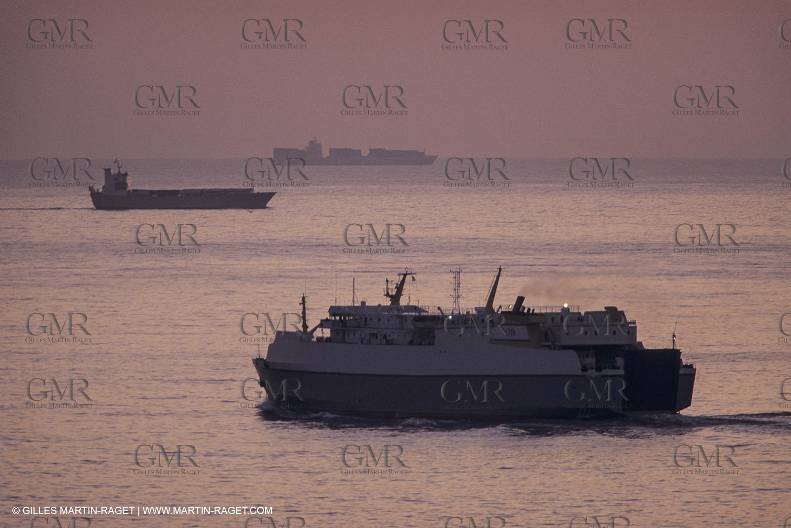 Monde maritime, marine world, Ships at sea, navires en mer