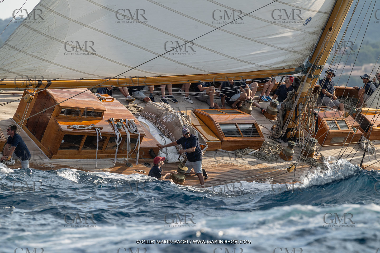 GMR_VST25_6500.jpg