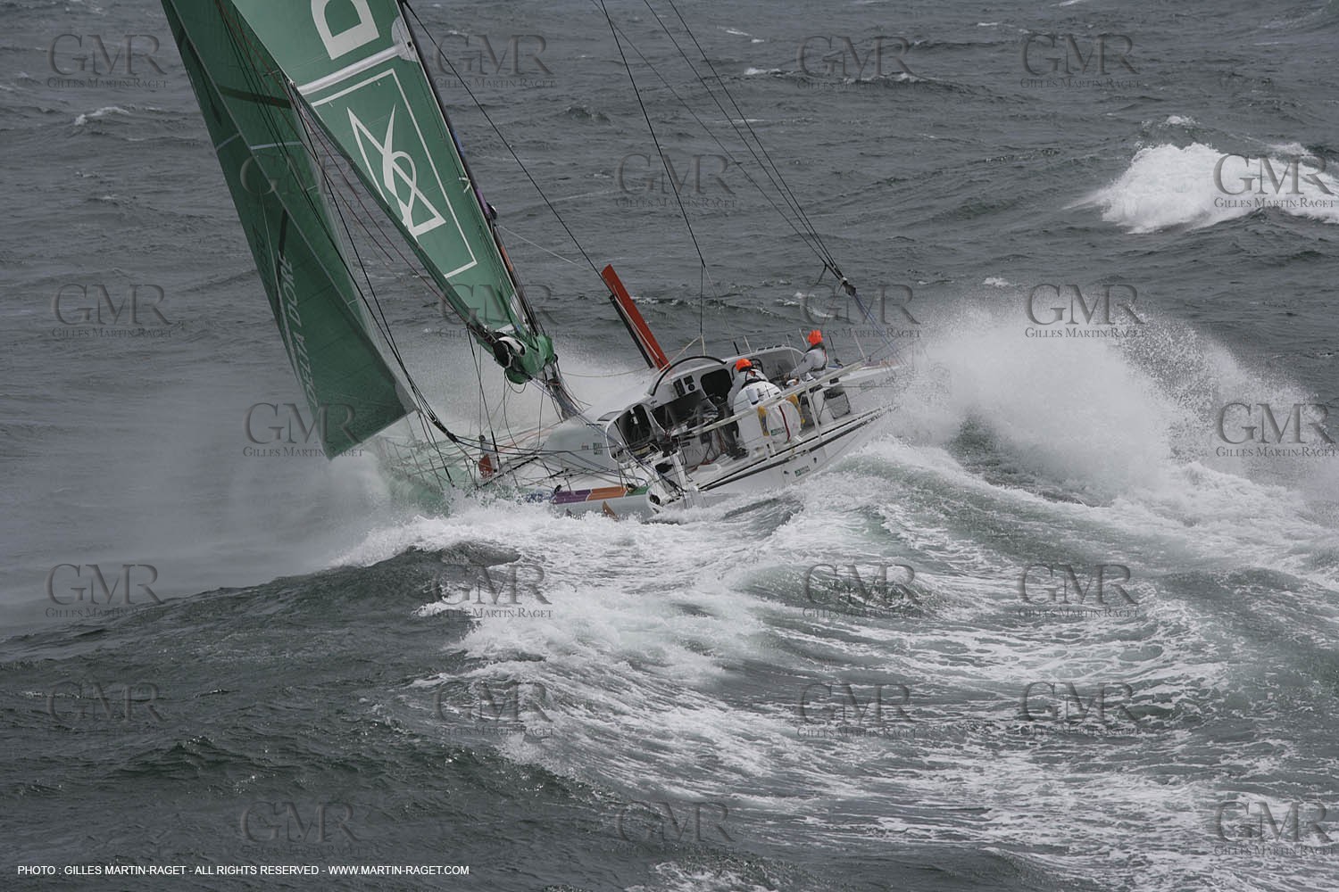 21 06 2007 - Bell Ile en mer (South Britanny, France) - IMOCA Monohulls - Delta Dore (Jeremie Beyou) sea trials