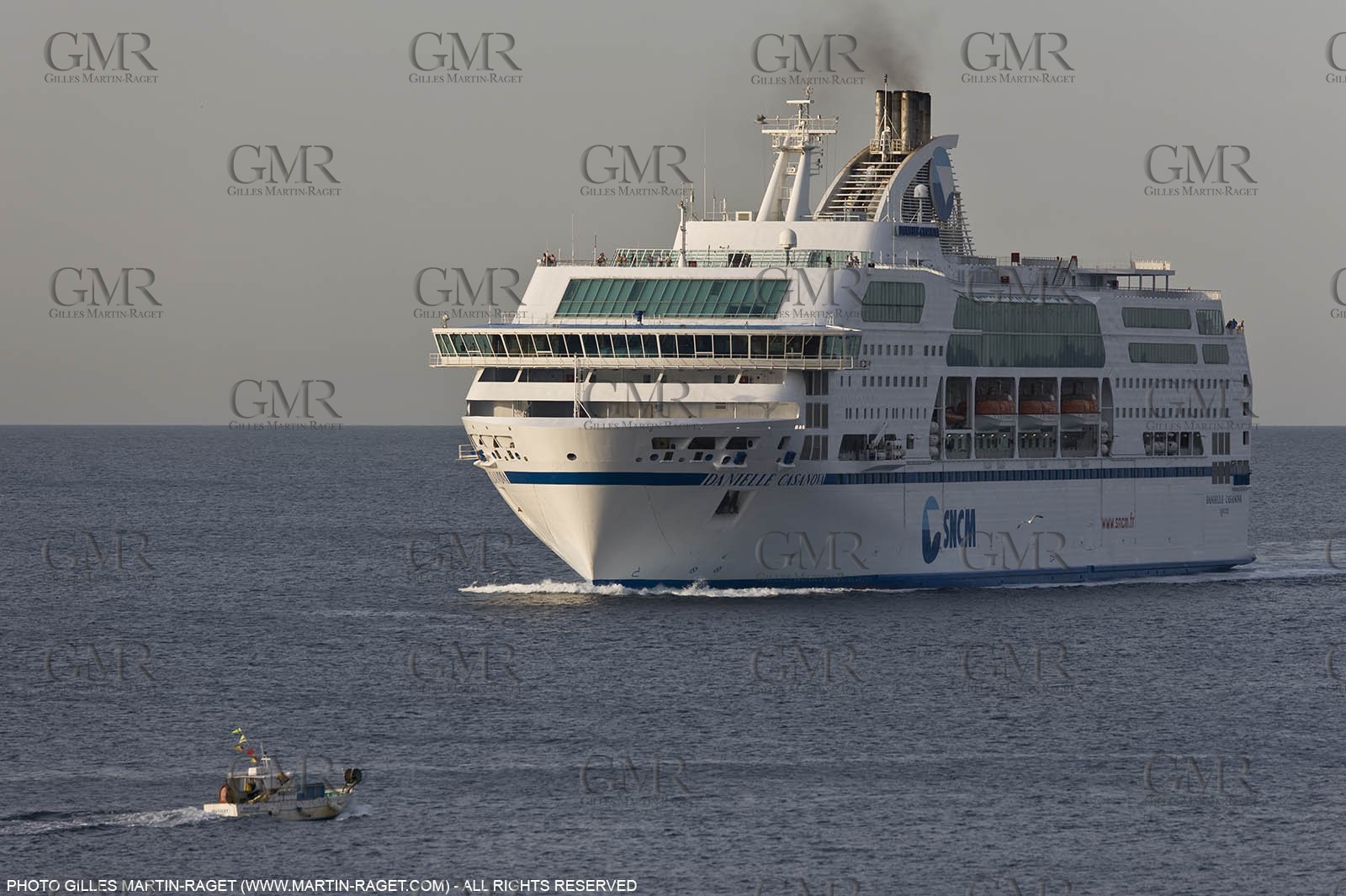 20 06 2008 - Marseille (FRA, 13) - Cruising among the local islands and creeks