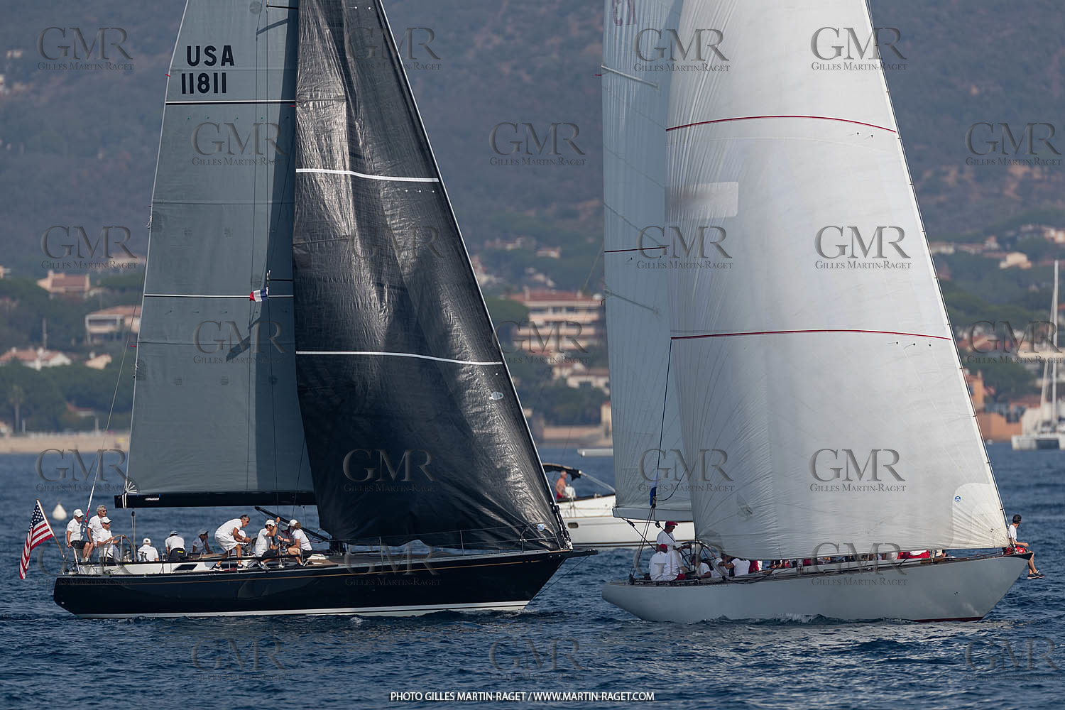 05 10 2023, Saint-Tropez (FRA,83), Les Voiles de Saint-Tropez 2023, Race Day 5, Défi Pride Vs Ikra
