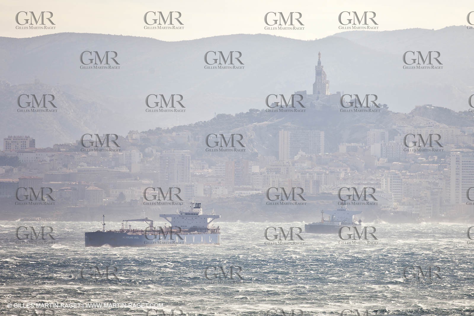25 10 2010 - Marseille (FRA,13) - Ships at the mooring due to a strike of the harbour staff