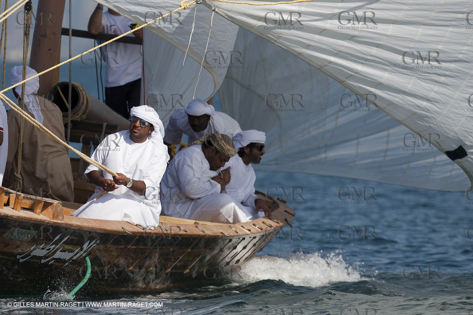 20 11 2010 - Dubai (UAE) - Dubai Louis Vuitton Trophy - Traditionnal dhow races for competing teams