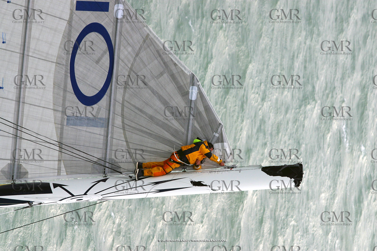 Route du Rhum 2002 - Saint Malo - Trimarans 60 pieds ORMA - Retour au stands