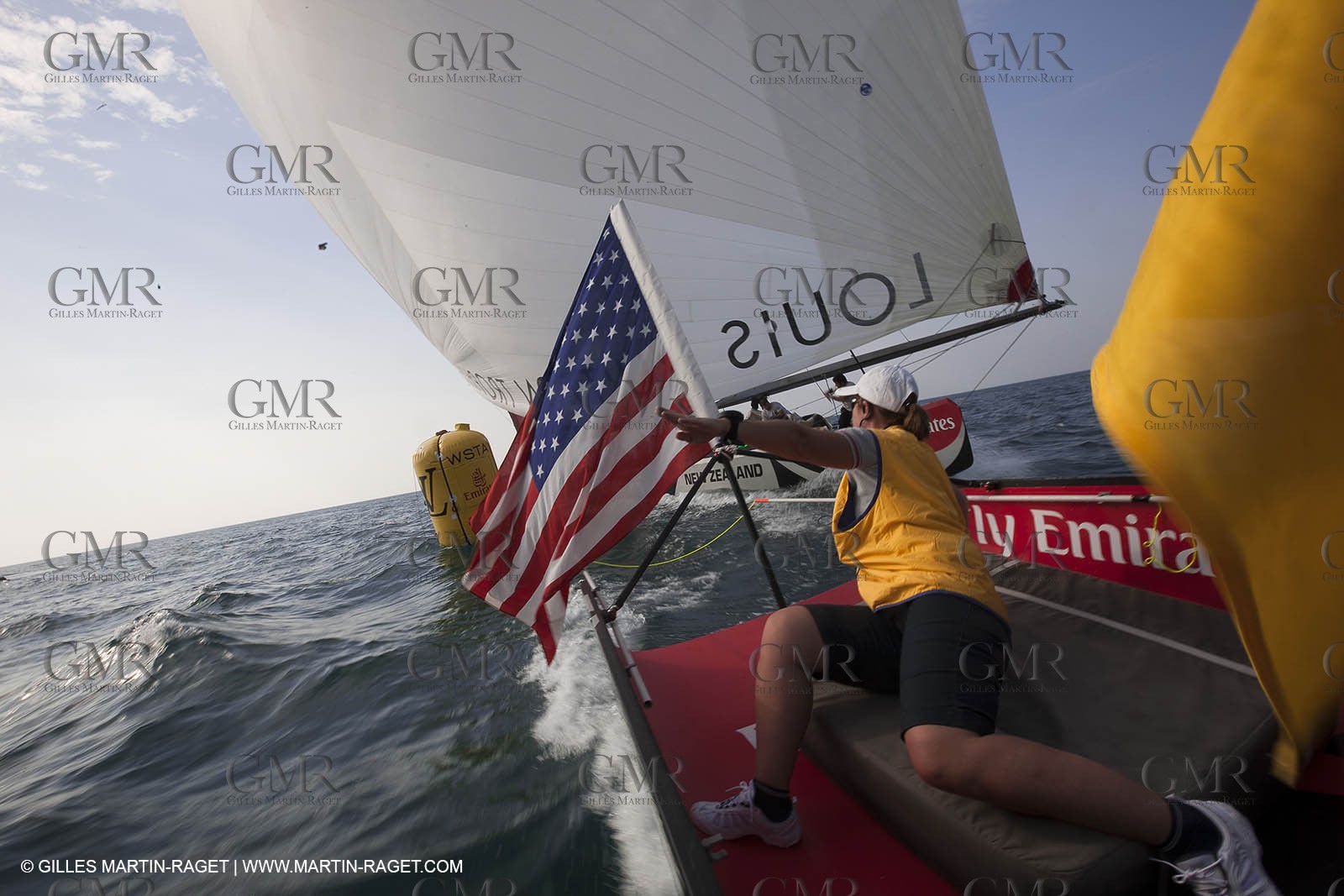 14 11 2010 - Dubai (UAE) - Dubai Louis Vuitton Trophy -  BMW ORACLE Racing - Training - Onboard Vs All 4 one