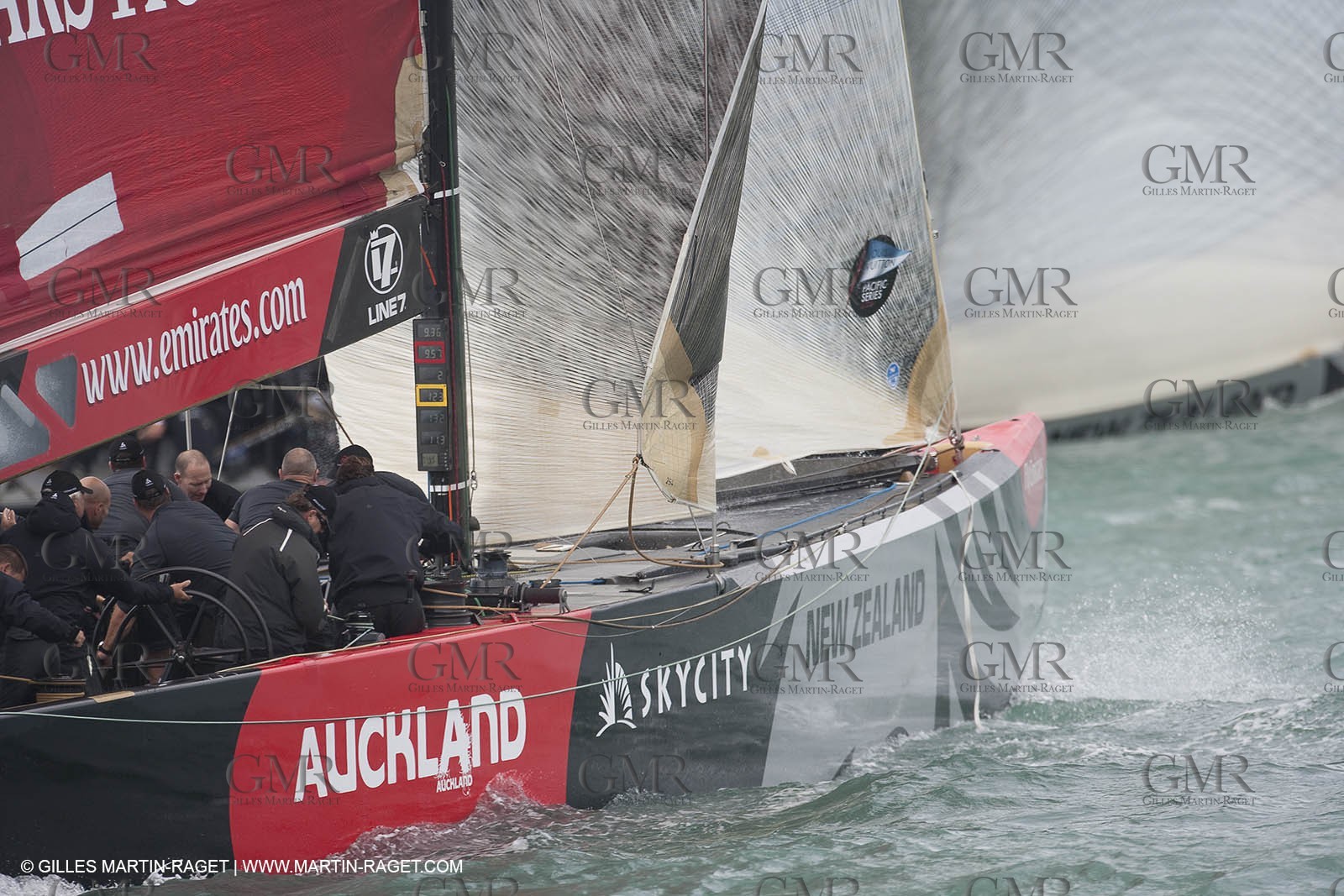 14 02 2009 - Auckland (NZL) -  Louis Vuitton Pacific Series -  Racing Day 14 - Challenger final