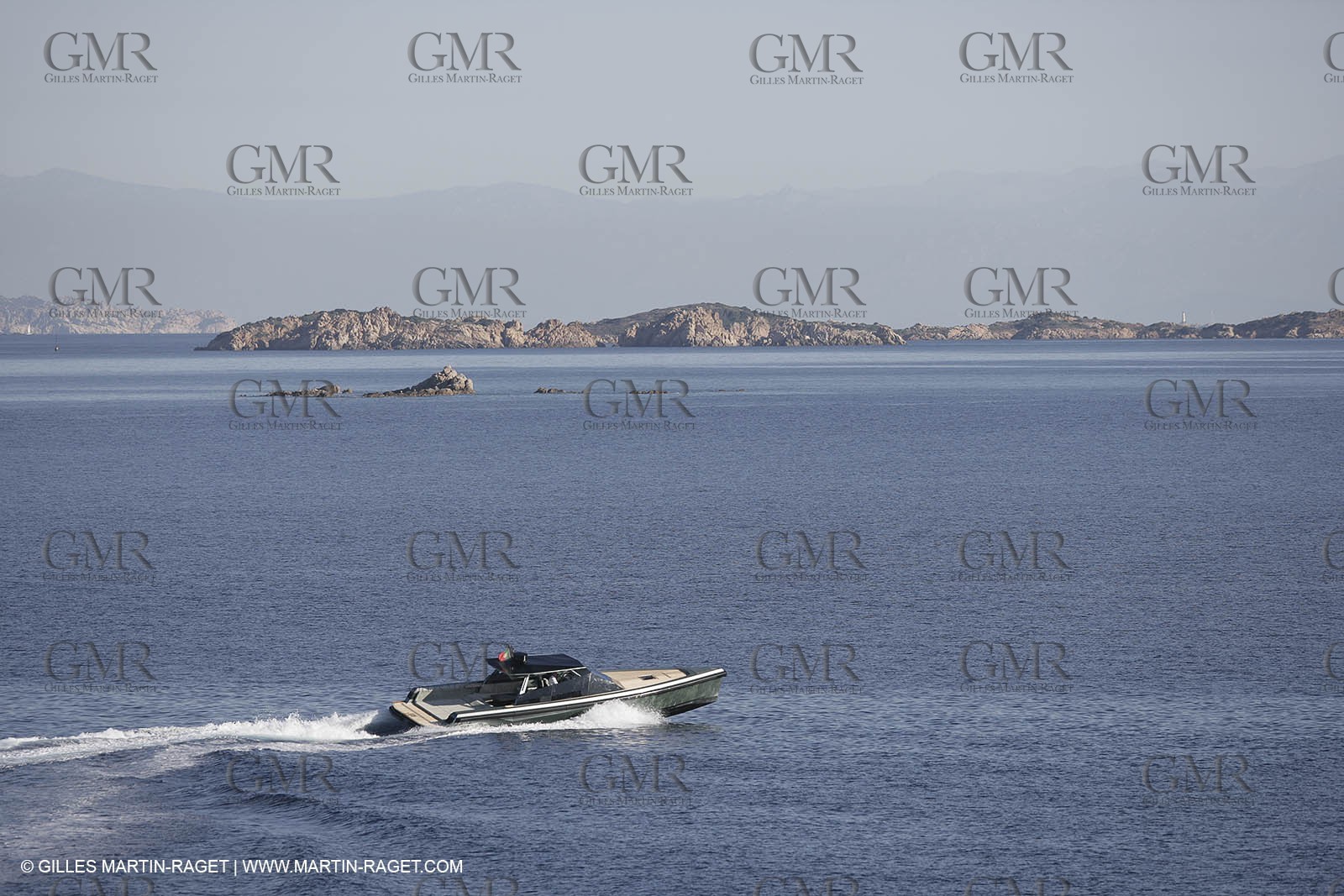 16 07 2007 - Portisco (Italie, Sardaigne) - Wally Power 47, 2007 version